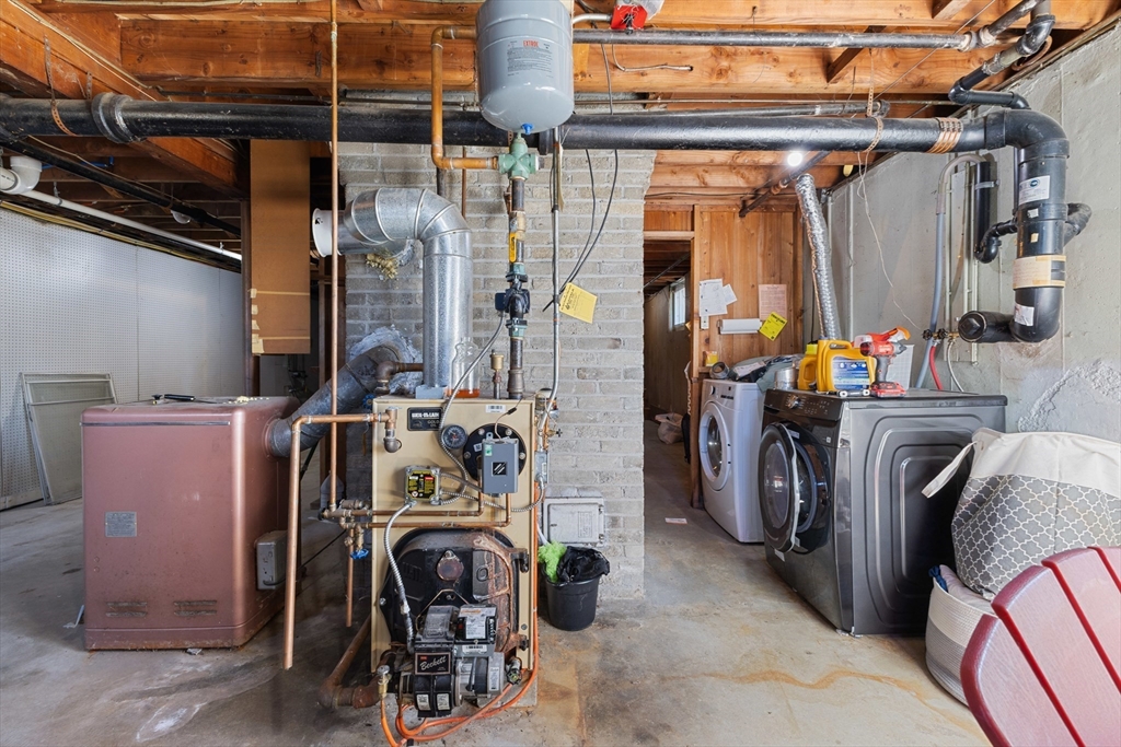 4 Crestwood Road Paxton, MA 01612 - Photo 20 of 29