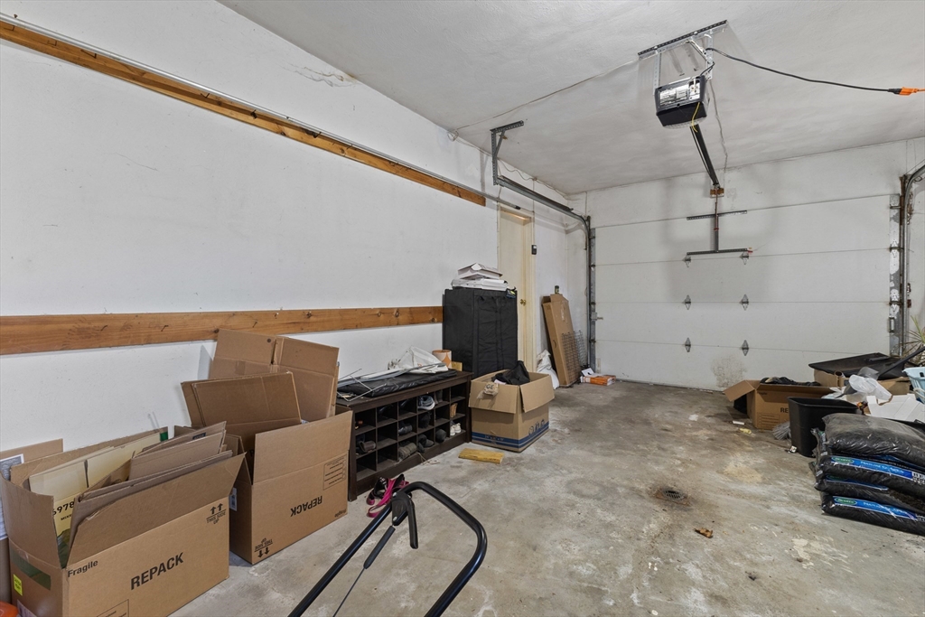 4 Crestwood Road Paxton, MA 01612 - Photo 23 of 29