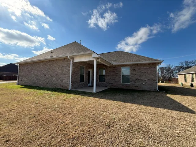 $2,100 | 350 Henry Drive, Bossier City, LA 71111