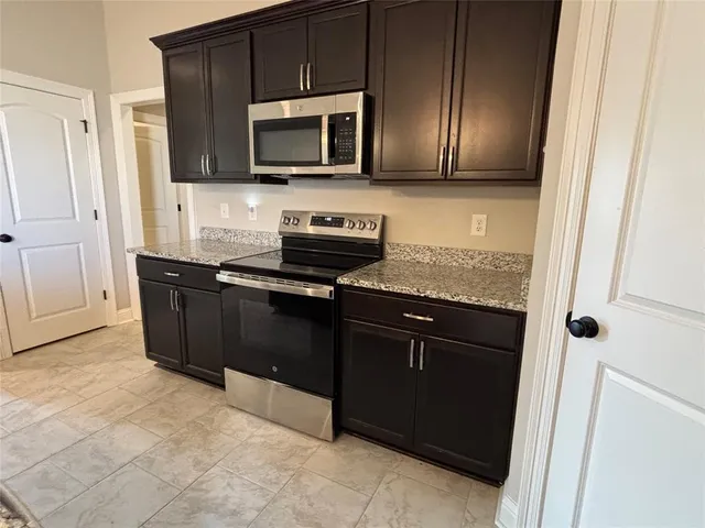 $2,100 | 350 Henry Drive, Bossier City, LA 71111