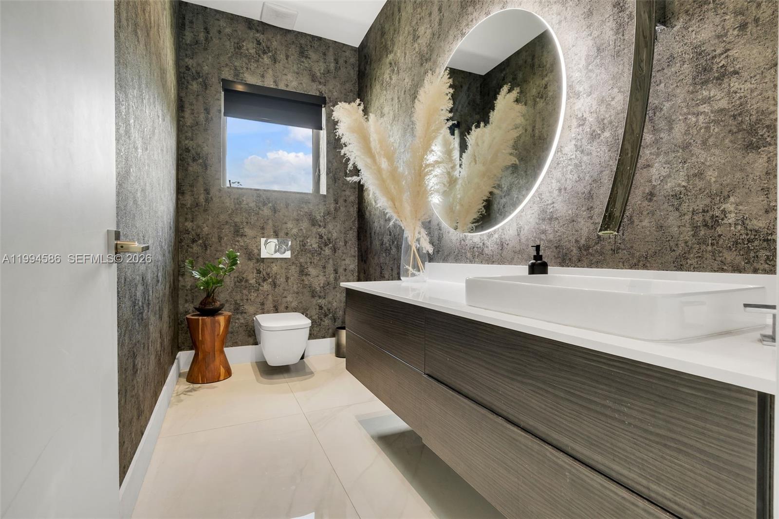 13441 Mustang Trail Southwest Ranches, FL 33330 - Photo 25 of 67 1st floor guest bathroom