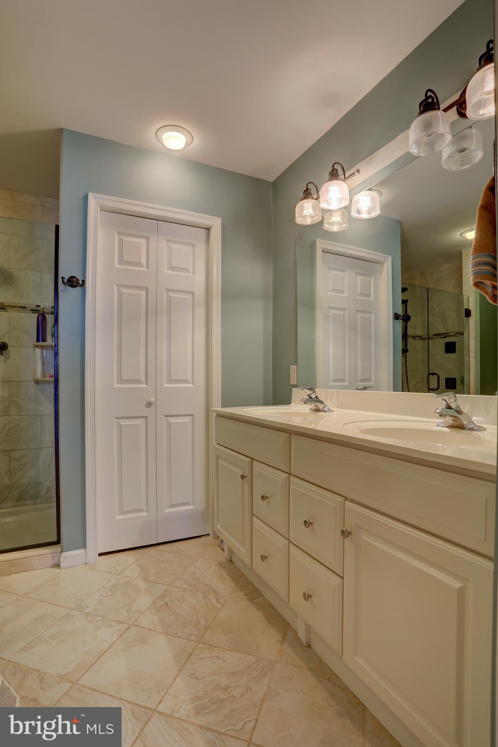 1017 Bond Street Lititz, PA 17543 - Photo 24 of 33