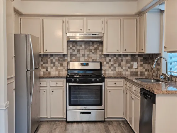 $343,000 | 80 Fallenstone Drive, The Woodlands, TX 77381