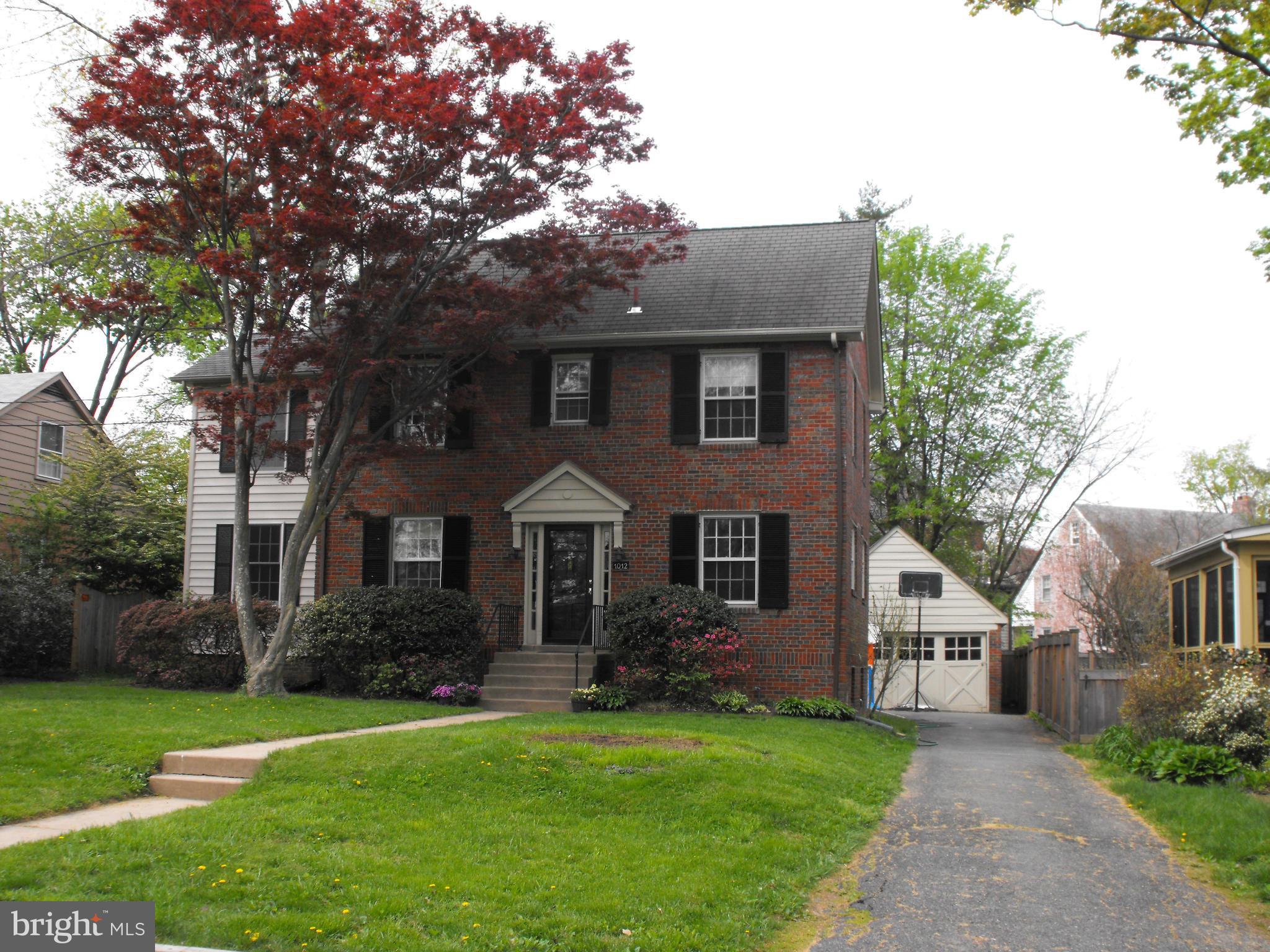 1012 Woodside Parkway Silver Spring, MD 20910 - Photo 2 of 28 Exterior (Front)