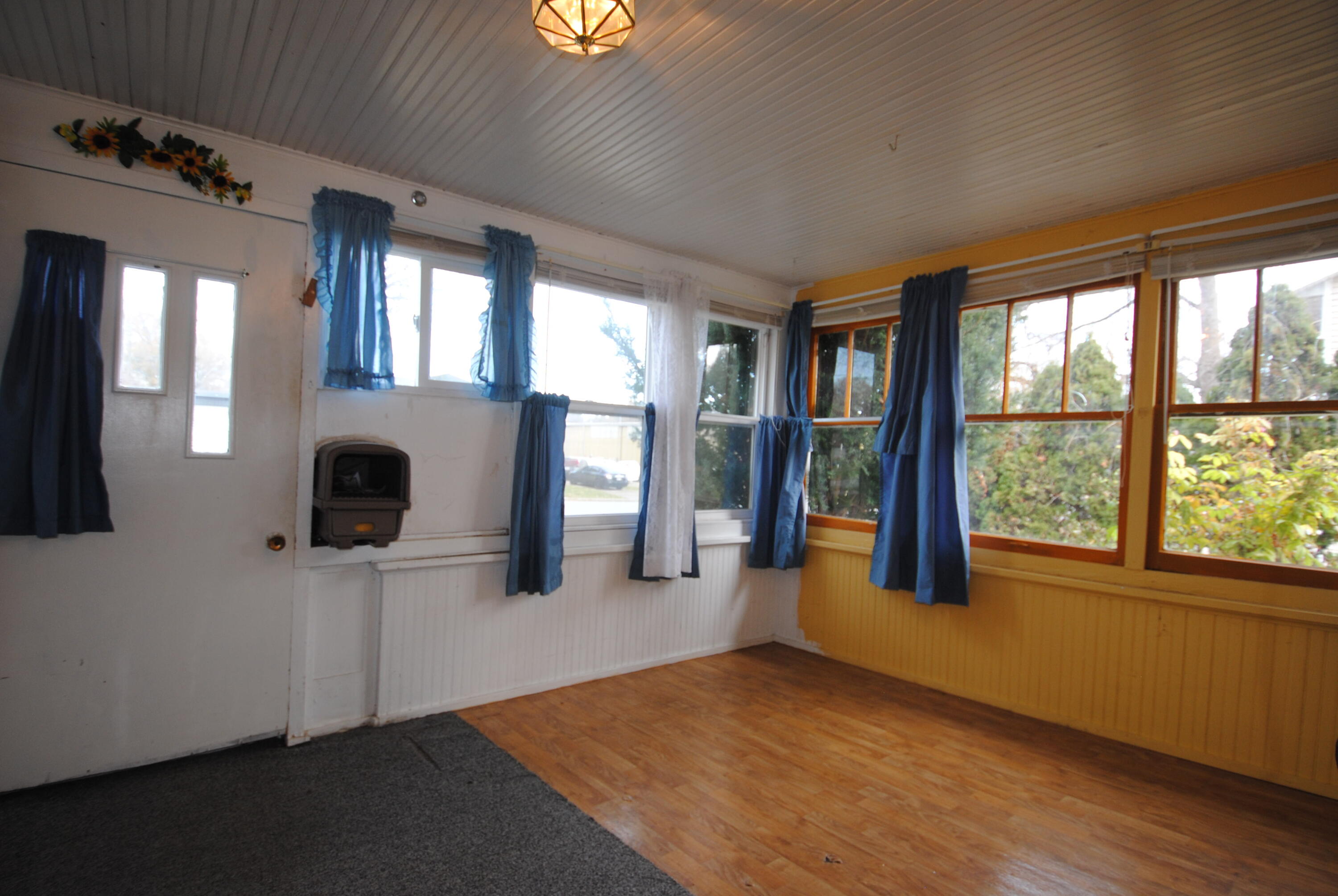 457 West Ann Street Whitewater, WI 53190 - Photo 18 of 21 Porch