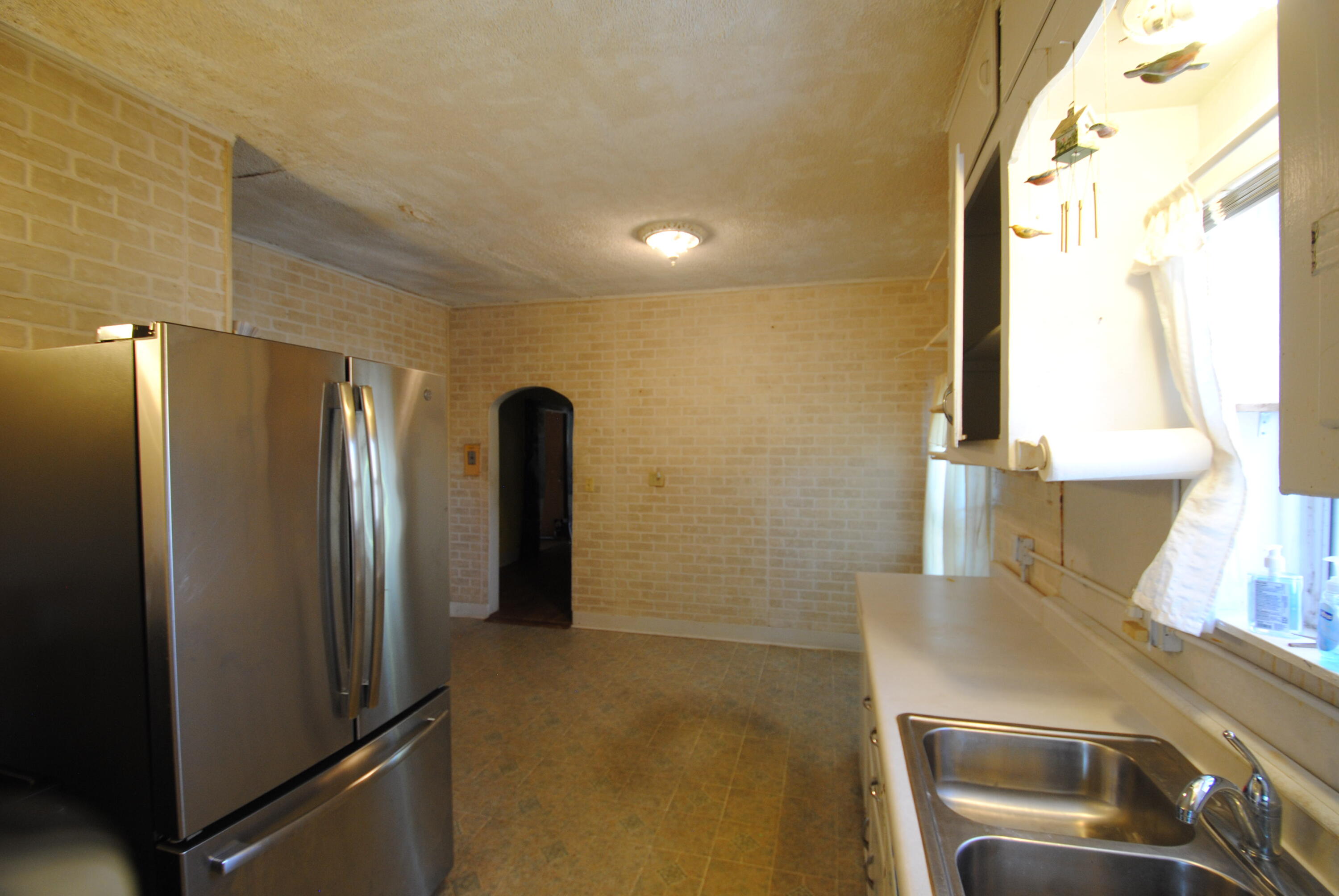 457 West Ann Street Whitewater, WI 53190 - Photo 9 of 21 Eat in Kitchen