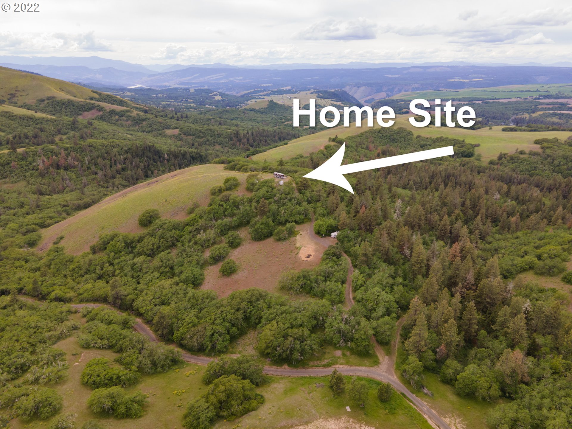 137 Stacker Butte Road Lyle, WA 98635 - Photo 3 of 32 Gallery Image 3