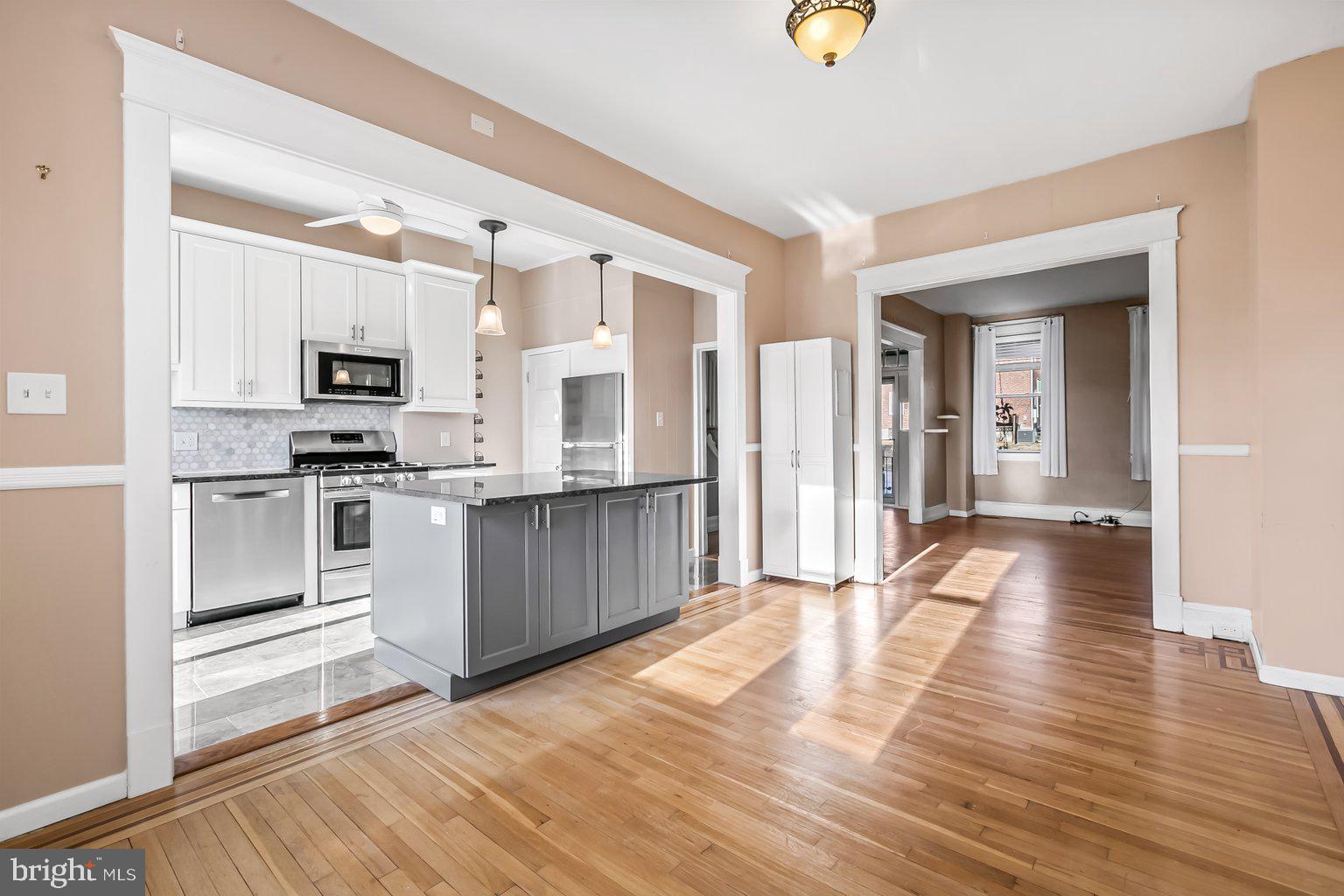 4214 Falls Road Baltimore, MD 21211 - Photo 12 of 40