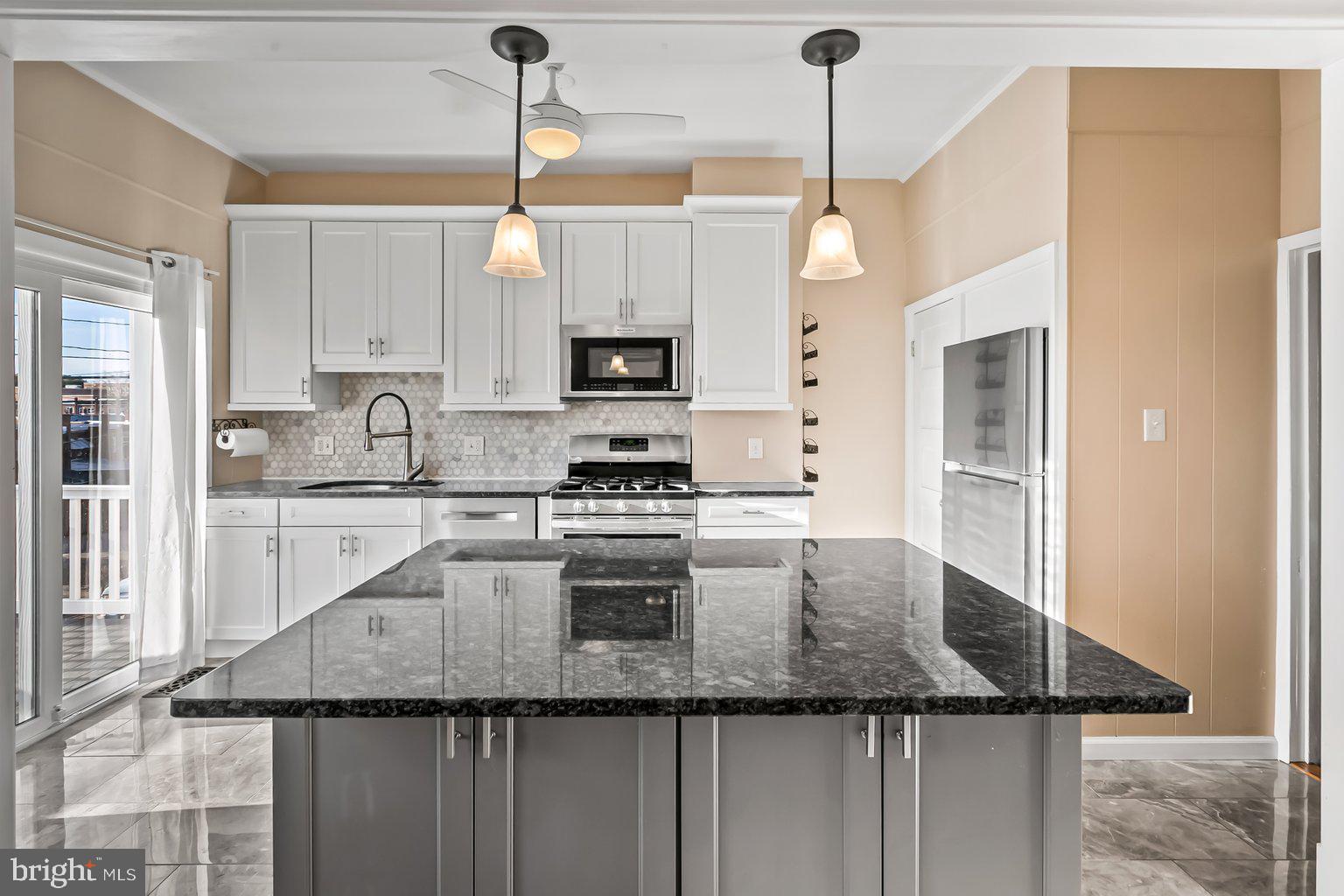 4214 Falls Road Baltimore, MD 21211 - Photo 13 of 40