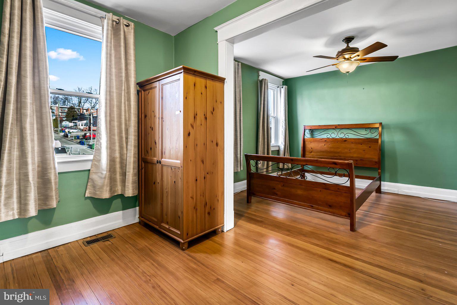 4214 Falls Road Baltimore, MD 21211 - Photo 29 of 40