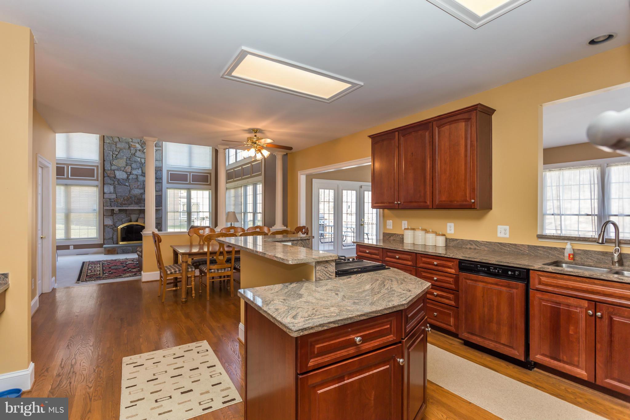 18636 Kerill Road Triangle, VA 22172 - Photo 11 of 30 Kitchen