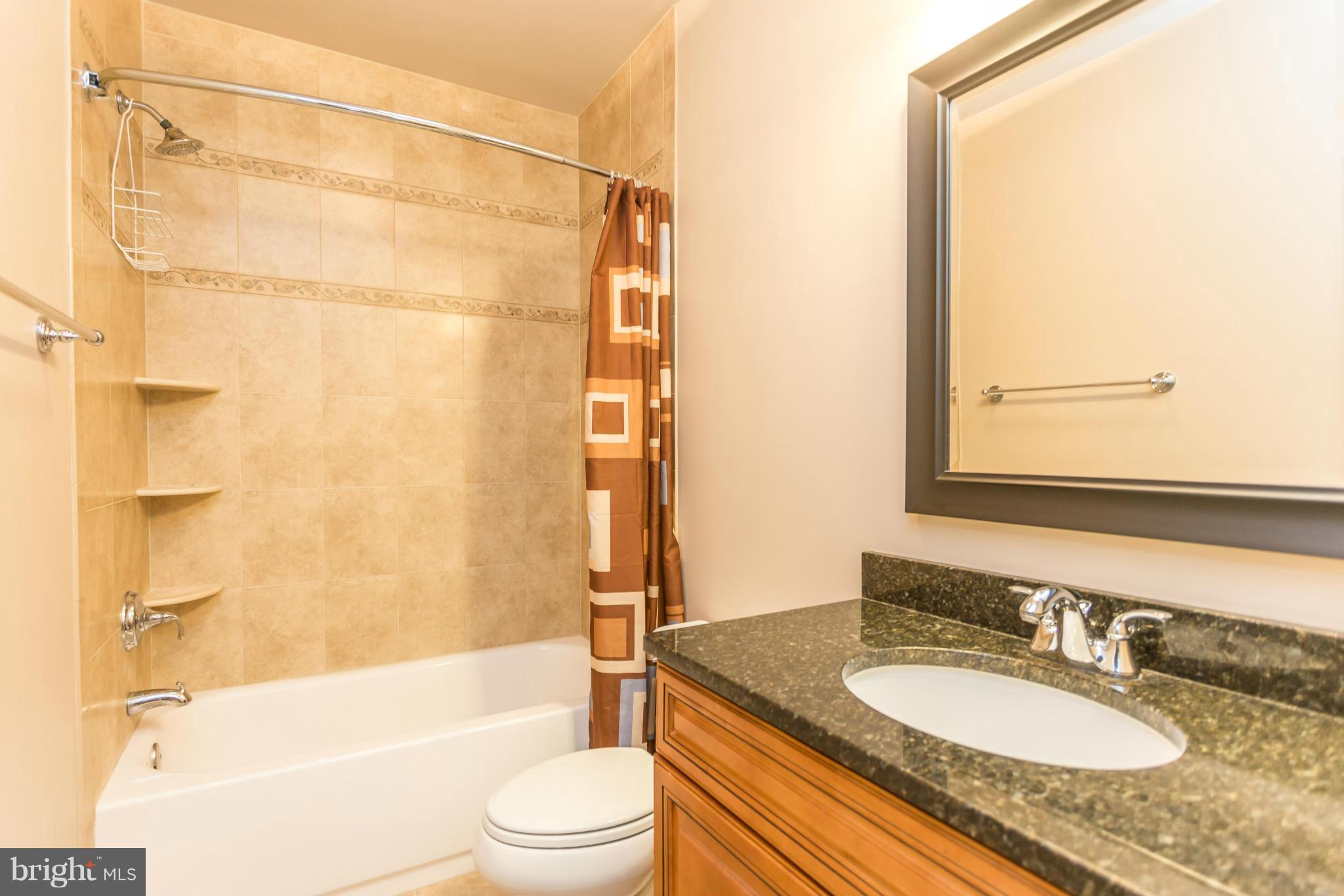 18636 Kerill Road Triangle, VA 22172 - Photo 26 of 30 Bath