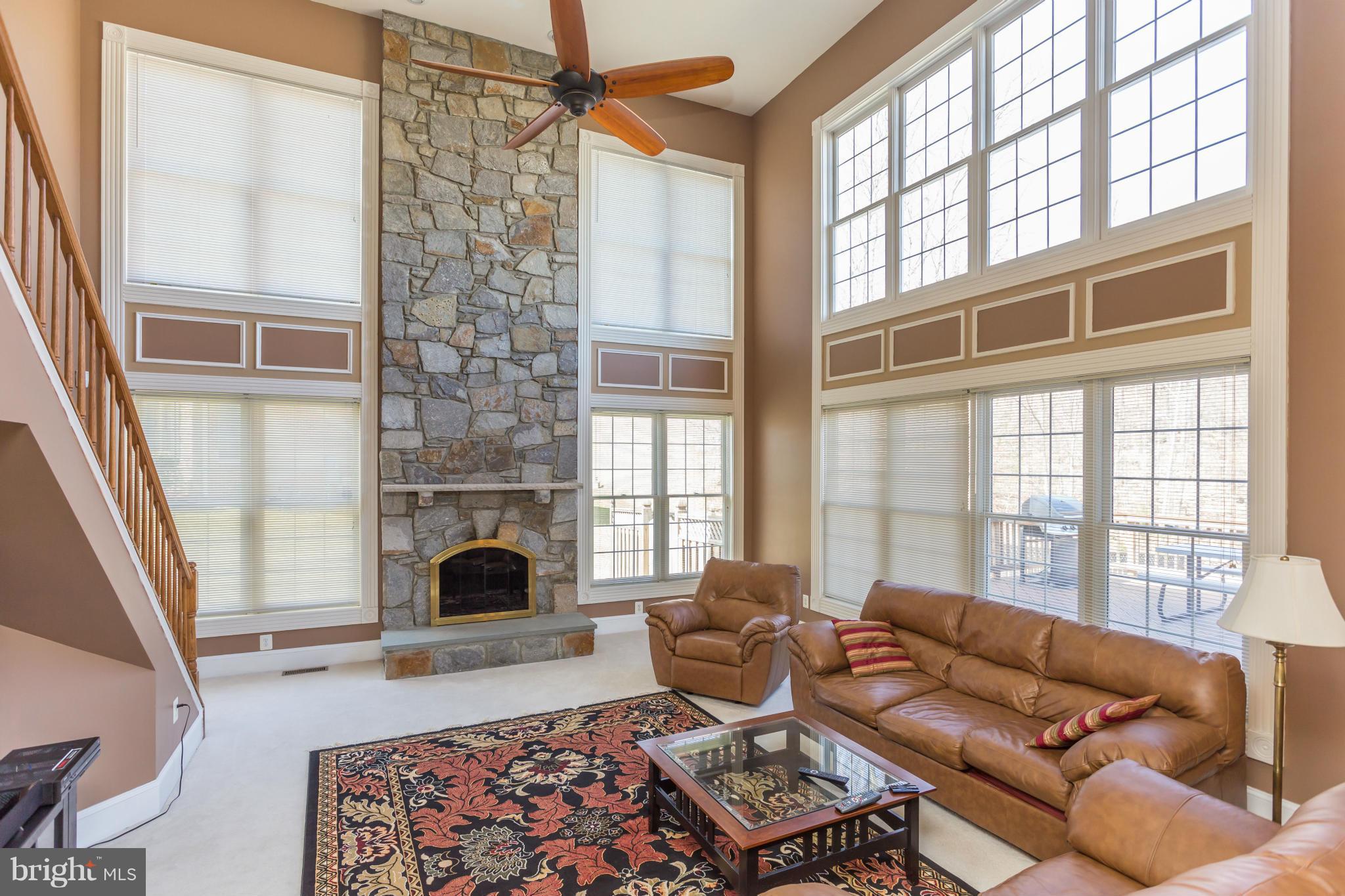 18636 Kerill Road Triangle, VA 22172 - Photo 5 of 30 Family Room