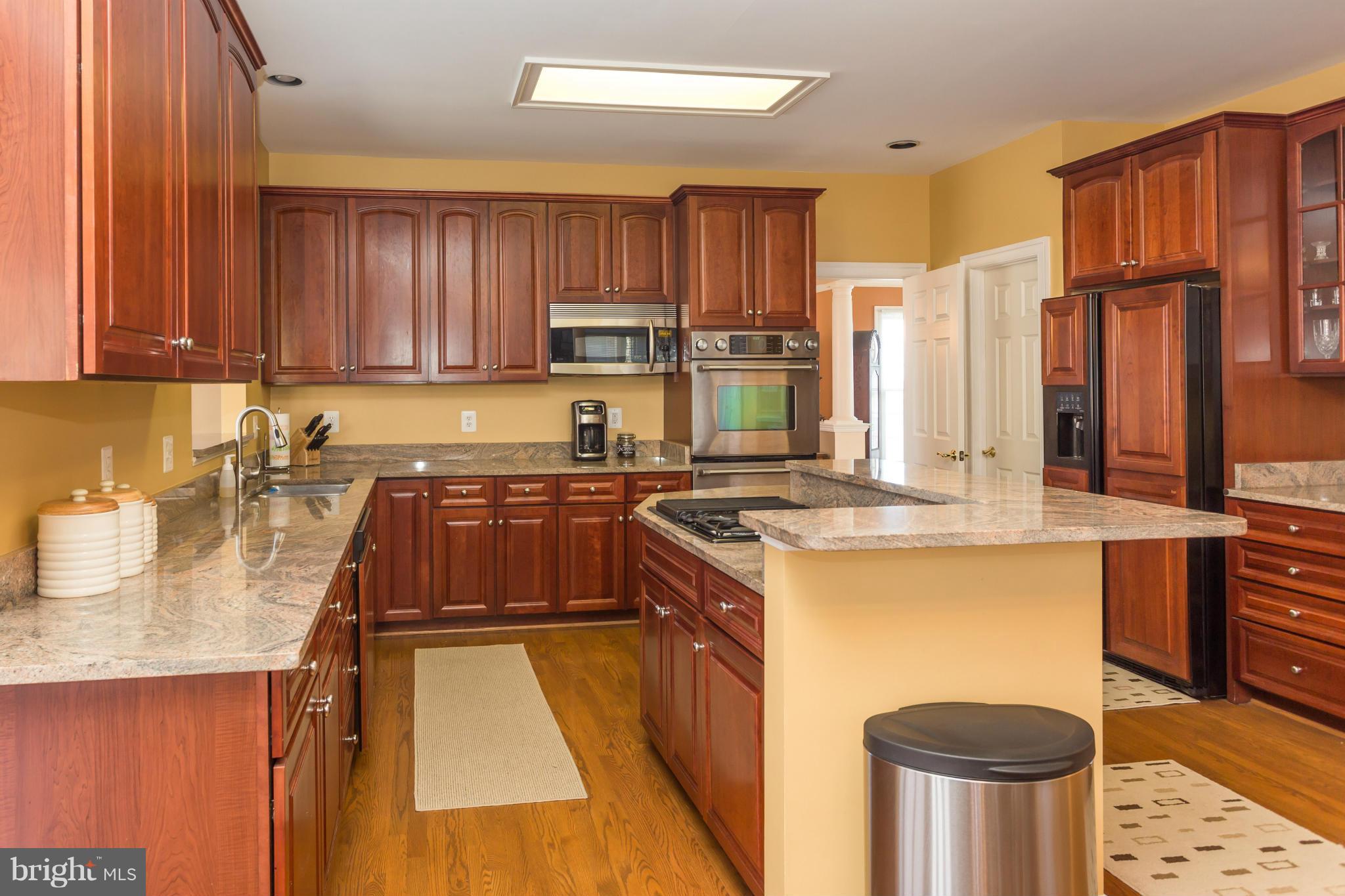 18636 Kerill Road Triangle, VA 22172 - Photo 10 of 30 Kitchen