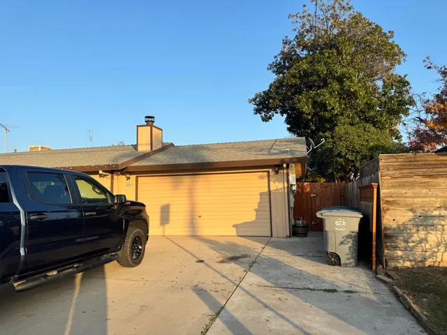$390,000 | 3804 Thompson Avenue, Selma, CA 93662