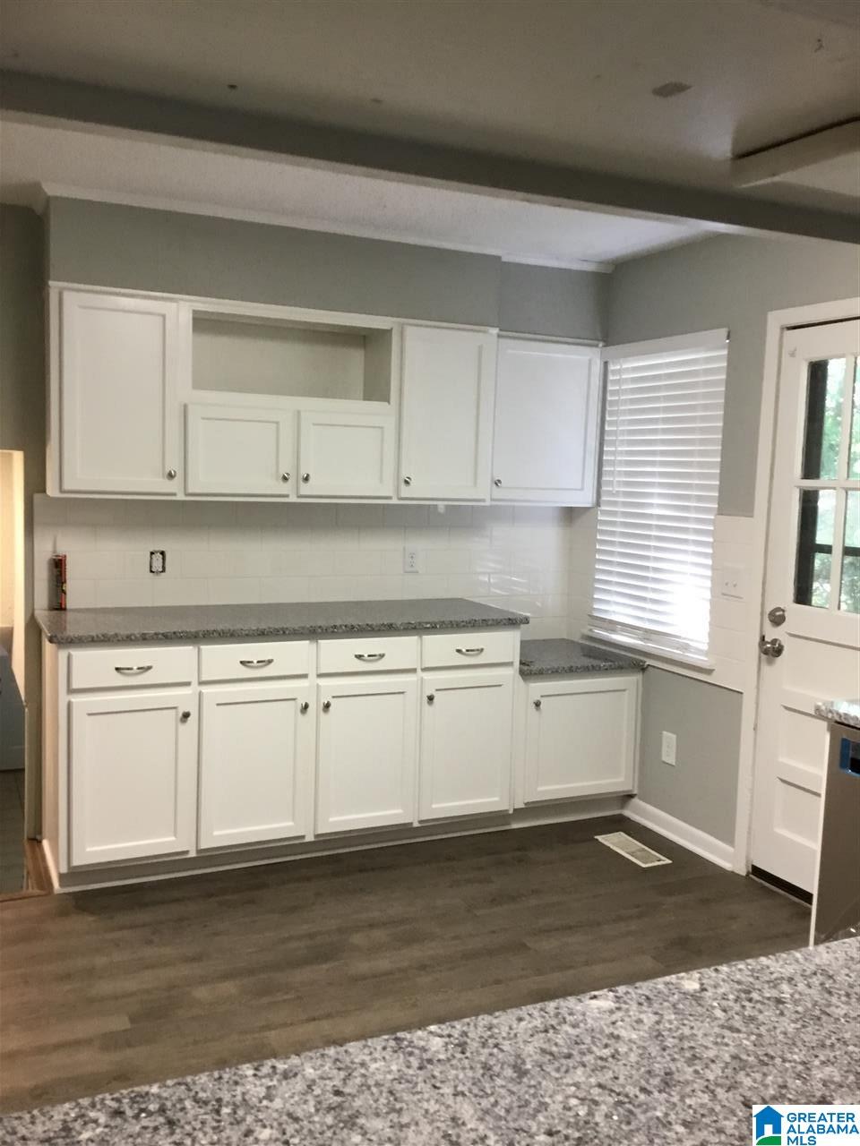 1147 Arrowhead Trail Alabaster, AL 35007 - Photo 10 of 32
