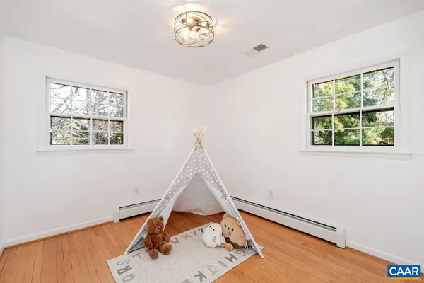$347,500 | 1408 North Coalter Street, Staunton, VA 24401