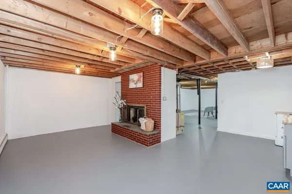 $347,500 | 1408 North Coalter Street, Staunton, VA 24401