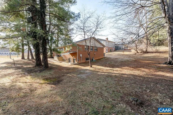 $347,500 | 1408 North Coalter Street, Staunton, VA 24401