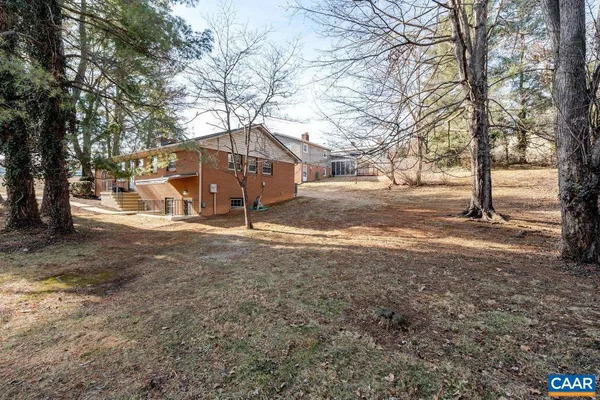 $347,500 | 1408 North Coalter Street, Staunton, VA 24401