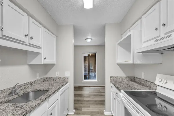 $2,000 | 8109 Skillman Street, Unit 2007, Dallas, TX 75231