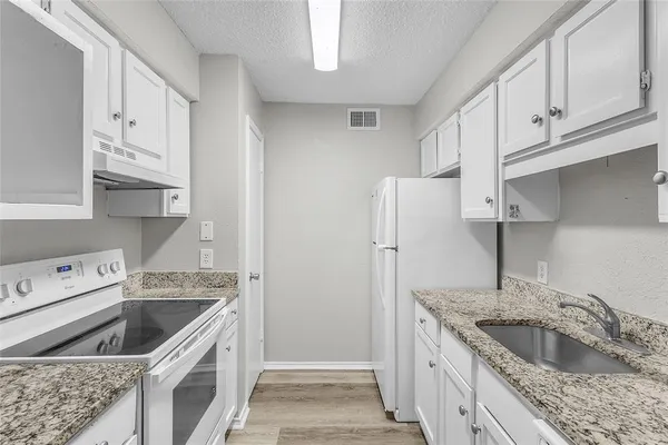 $2,000 | 8109 Skillman Street, Unit 2007, Dallas, TX 75231