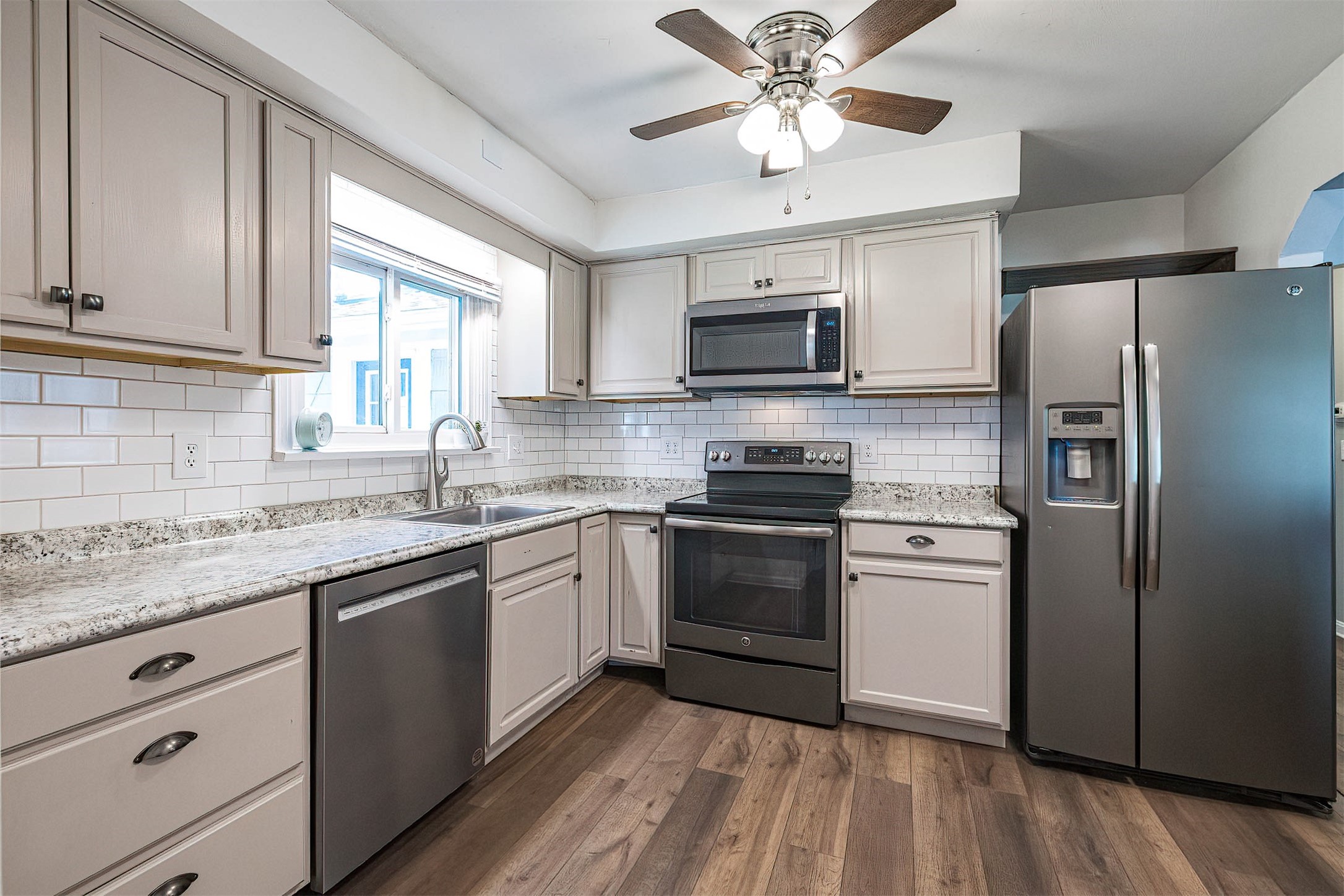 1307 Hartt Road Erie, PA 16505 - Photo 15 of 46 Gallery Image 15