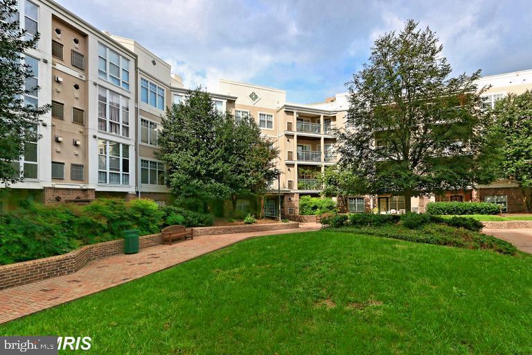 5563 Seminary Road, Unit 314 Falls Church, VA 22041 - Photo 1 of 21 MAIN