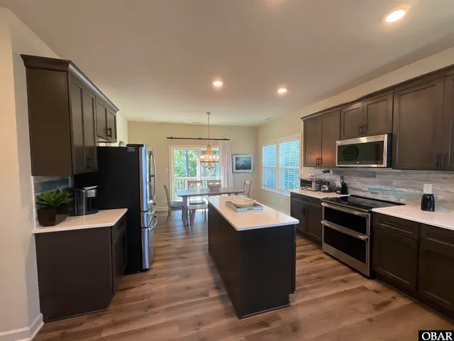 $899,900 | 420 Ridgeview Way, Nags Head, NC 27959