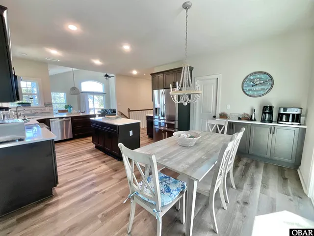 $899,900 | 420 Ridgeview Way, Nags Head, NC 27959
