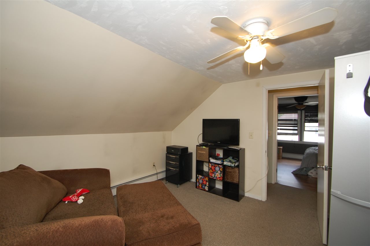 38 Exeter Avenue Manchester, NH 03103 - Photo 8 of 12 Gallery Image 8
