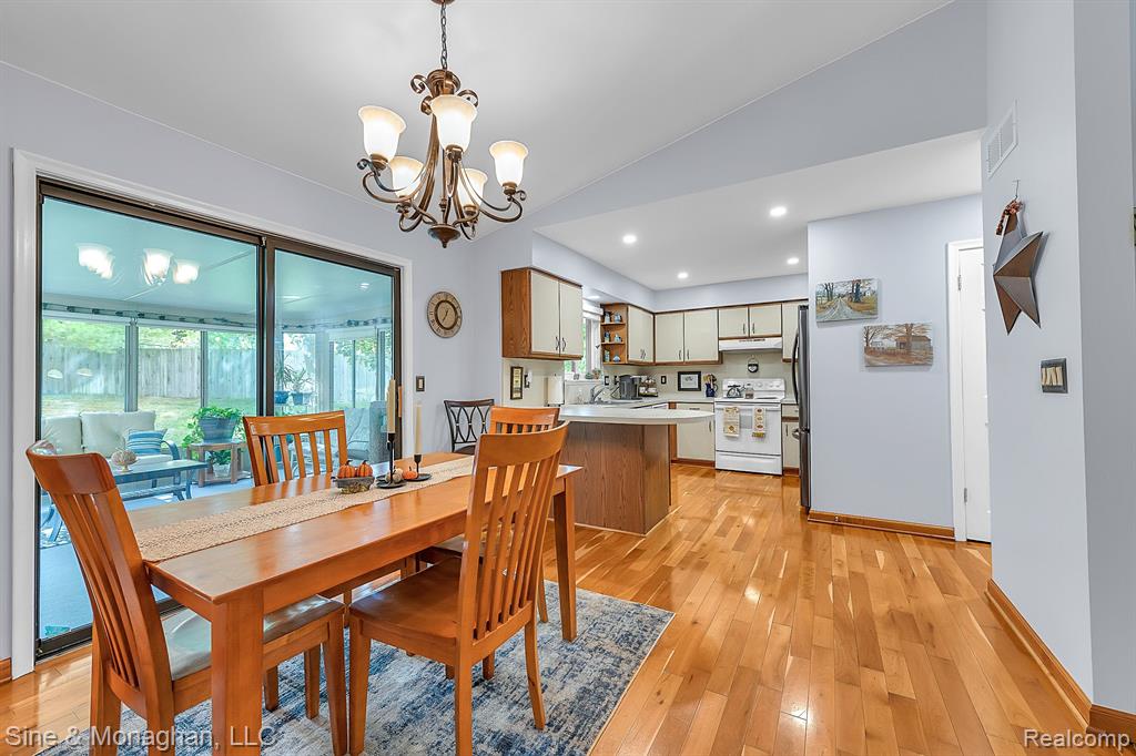 3492 Yarney Road Waterford, MI 48329 - Photo 11 of 35