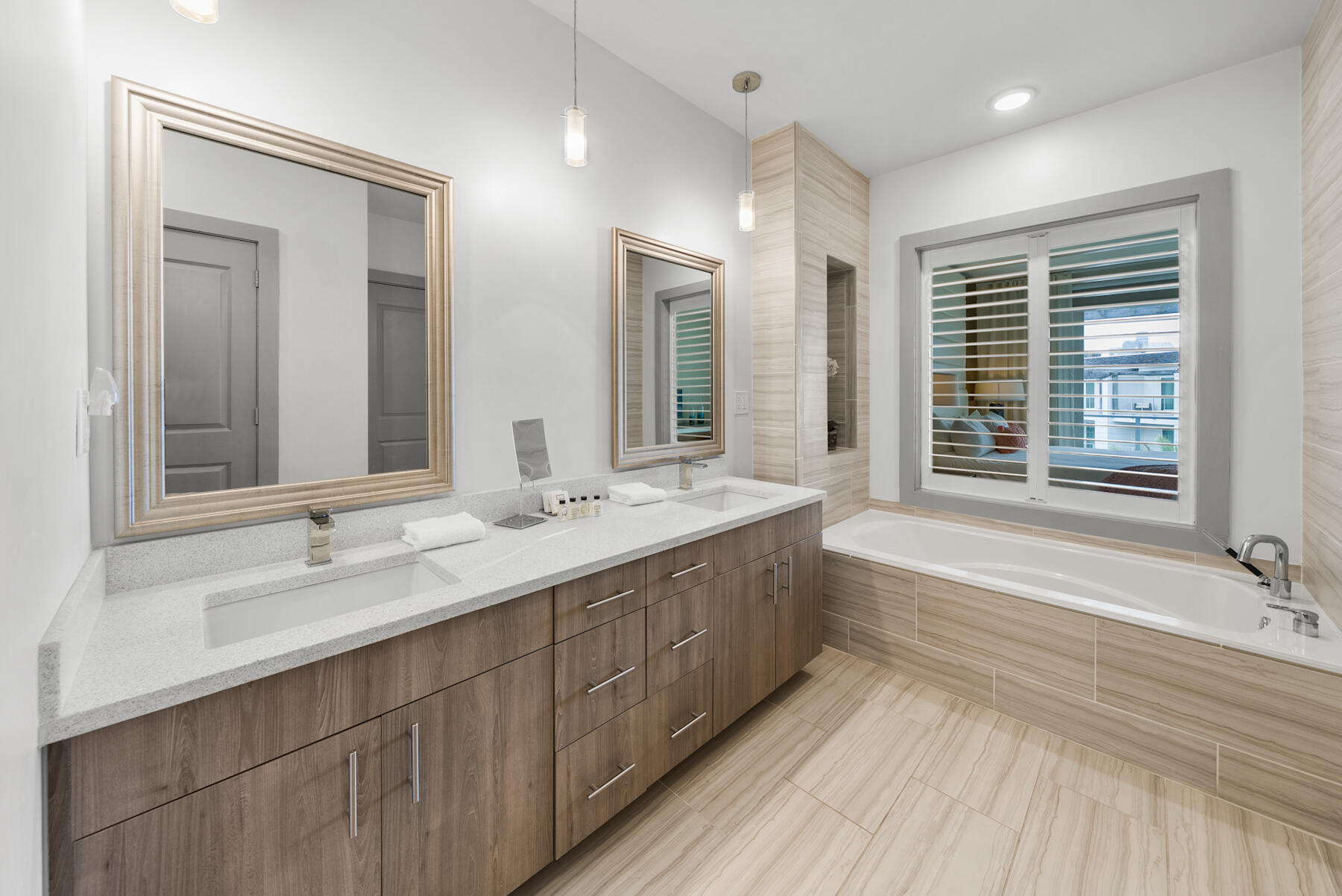 10941 East County Highway 30A, Unit 345 Inlet Beach, FL 32461 - Photo 23 of 45 Double vanity primary bath