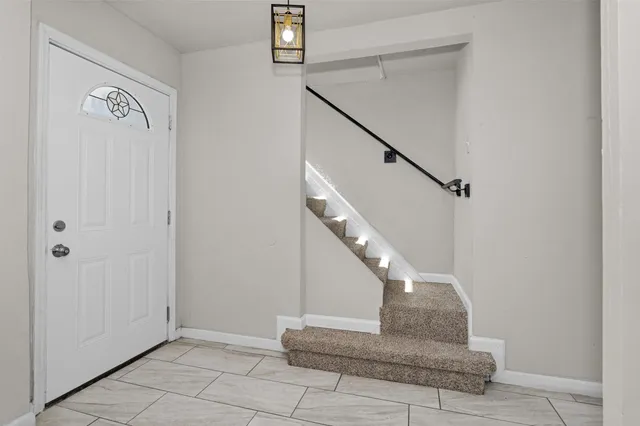 $1,877 | 15225 Woodforest Boulevard, Channelview, TX 77530