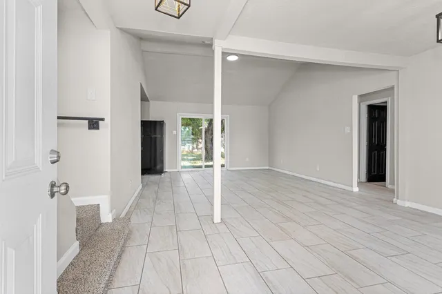 $1,877 | 15225 Woodforest Boulevard, Channelview, TX 77530