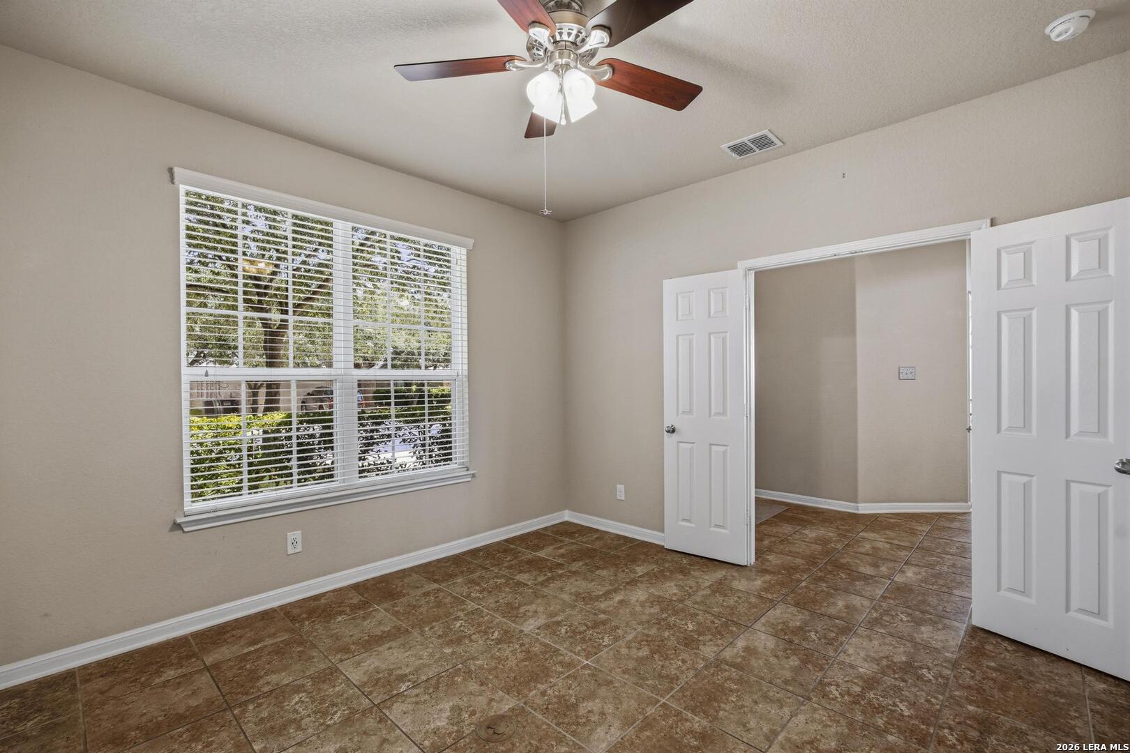 9022 Western View Helotes, TX 78023 - Photo 6 of 32