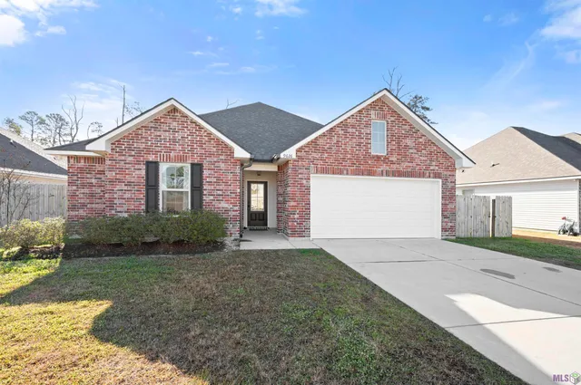 $235,000 | 9626 South Grand Marsh Court, Denham Springs, LA 70726