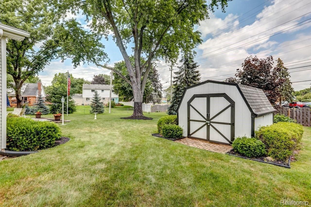 641 Reed Court Northville, MI 48167 - Photo 31 of 32 SHED FOR YARD EXTRAS
