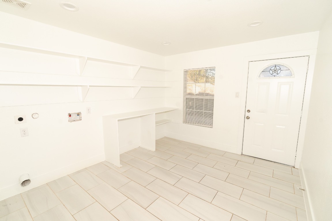 4826 Bristol Street Houston, TX 77009 - Photo 12 of 25 a view of bathroom