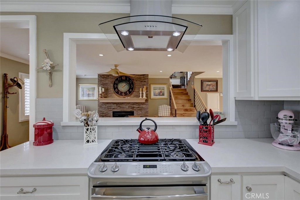 34061 Formosa Dana Point, CA 92629 - Photo 5 of 61 a kitchen with a stove and cabinets