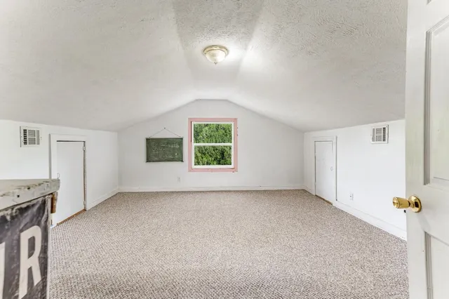 $164,900 | 1917 Simpson Avenue, Winfield, KS 67156