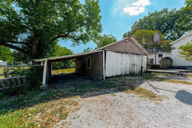 $164,900 | 1917 Simpson Avenue, Winfield, KS 67156