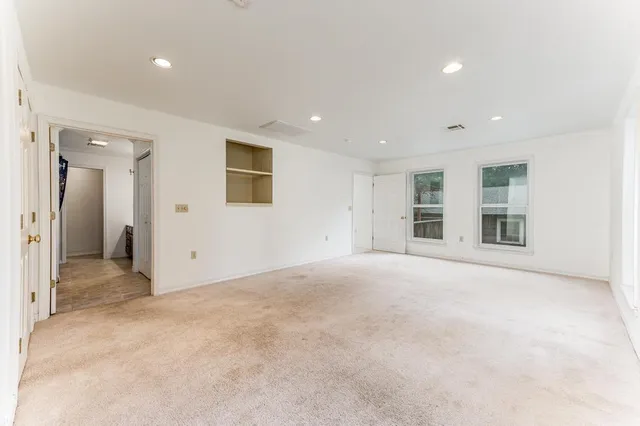 $164,900 | 1917 Simpson Avenue, Winfield, KS 67156