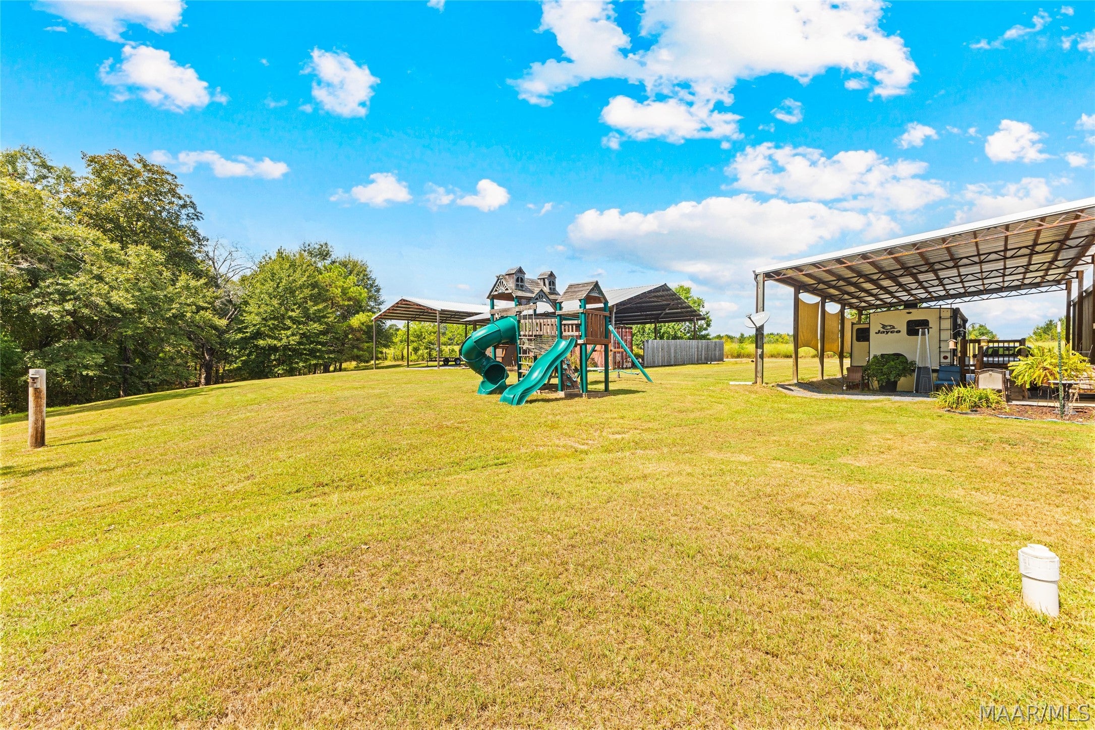 845 White Tail Ridge Deatsville, AL 36022 - Photo 38 of 53 Gallery Image 38