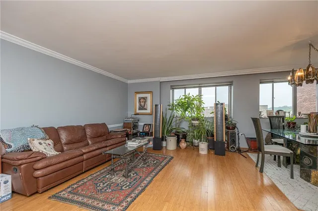 $298,000 | 128 North Craig Street, Unit 815, Pittsburgh, PA 15213