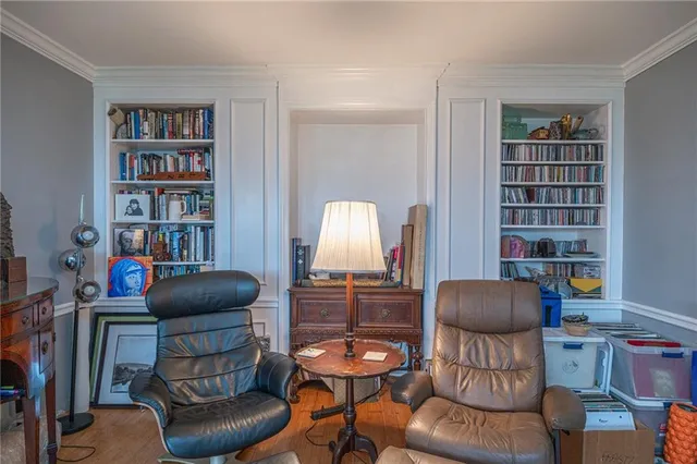 $298,000 | 128 North Craig Street, Unit 815, Pittsburgh, PA 15213