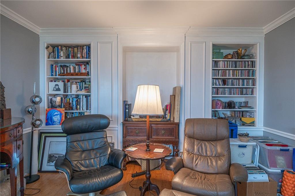 128 North Craig Street, Unit 815 Pittsburgh, PA 15213 - Photo 13 of 35