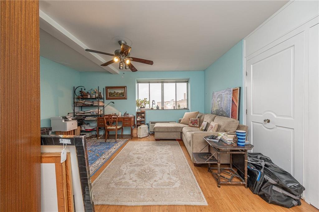 128 North Craig Street, Unit 815 Pittsburgh, PA 15213 - Photo 19 of 35