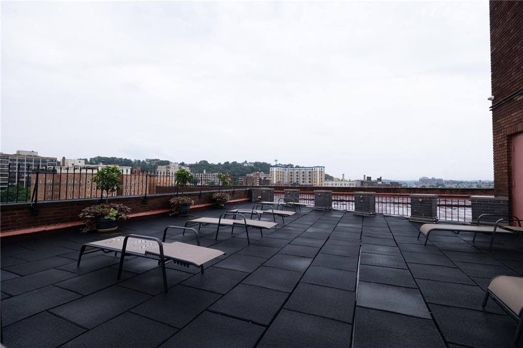 128 North Craig Street, Unit 815 Pittsburgh, PA 15213 - Photo 26 of 35 ROOFTOP PATIO
