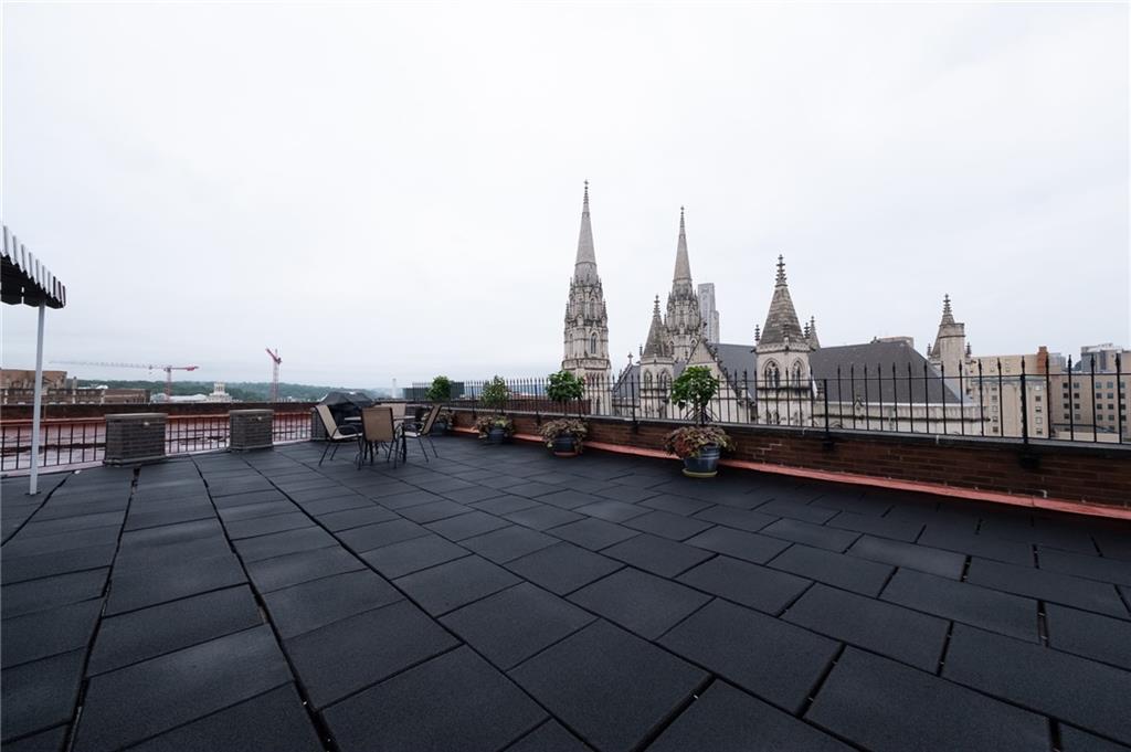 128 North Craig Street, Unit 815 Pittsburgh, PA 15213 - Photo 27 of 35 ROOFTOP PATIO